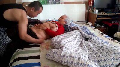 Old Chinese Granny with Big Saggy Tits and Hairy Cunt Creampied by Young Dude - sunporno.com